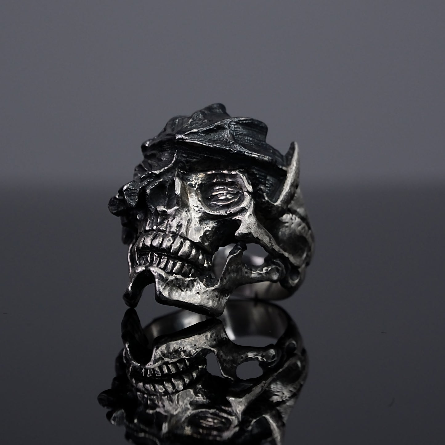 狂戰士之咒．Berserker’s curse